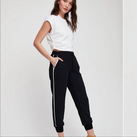 Aritzia Wilfred Free Black Buffon Jogger Pants with side stripe Sz XXS - Picture 1 of 14